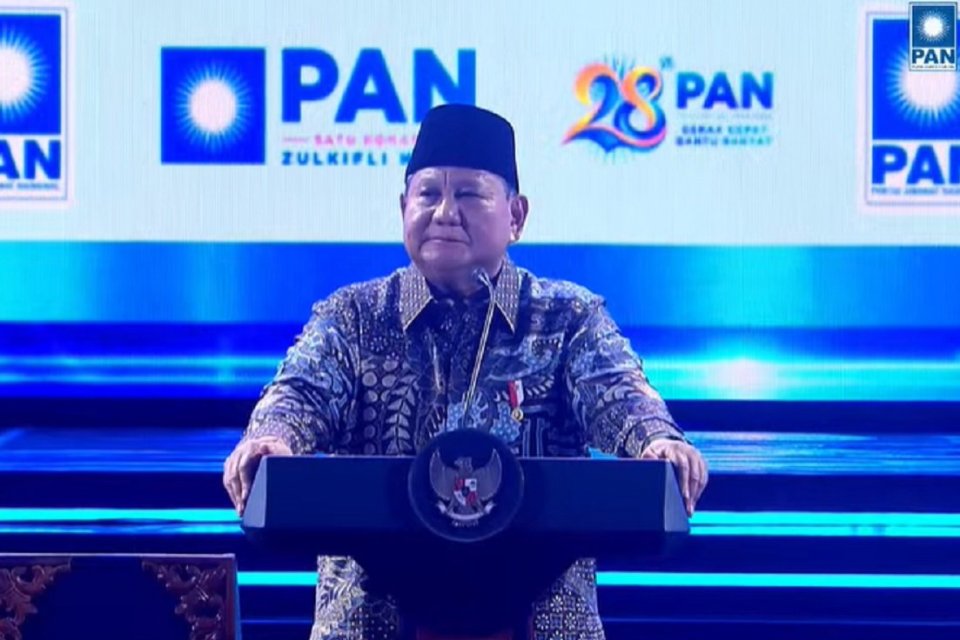 Prabowo Siapkan Pendidikan Negeri Gratis — Uji Berat APBN