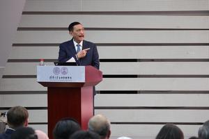 Ketua DEN berikan kuliah umum di Universitas Tsinghua