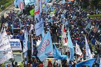 Unjuk rasa buruh di Jakarta