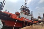 Kapal Sebesi II 216 milik PT Jasa Armada Indonesia Tbk (IPCM) bersandar di Pelabuhan III Tanjung Priok untuk perawatan, Rabu (29/7).