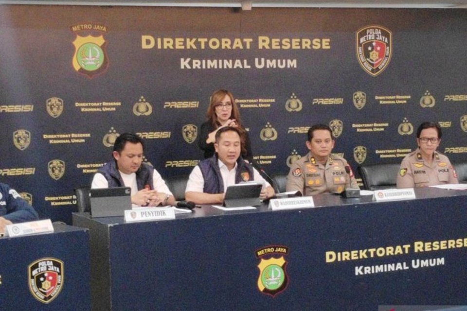 Polda Metro Jaya menggelar konferensi pers mengenai kematian Sutrimo di Jakarta, Rabu (30/9). Foto: Antara