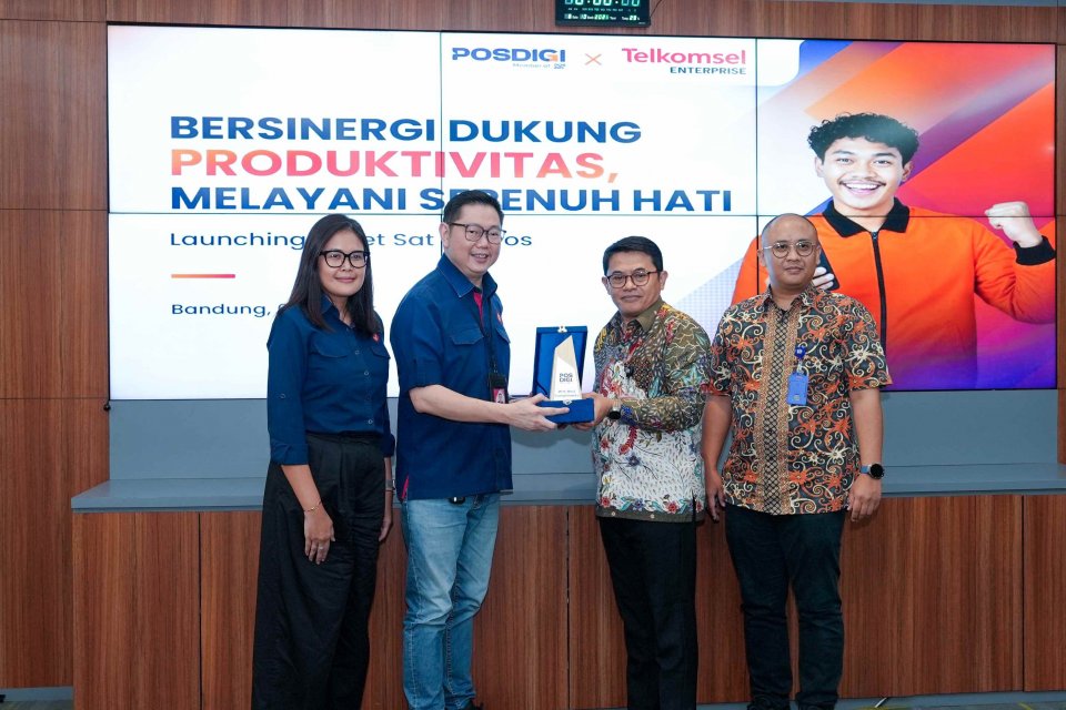 Telkomsel dan PosDigi luncurkan paket internet untuk 200.000 agen pos.