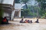 Banjir bandang di Padang