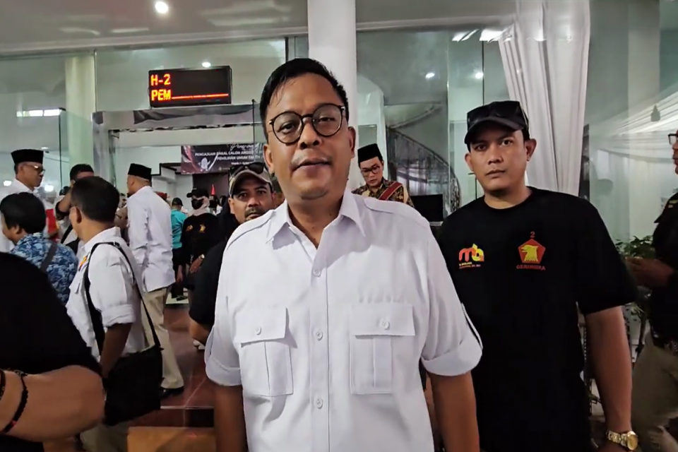 Maulana Bungaran, Wamen Imipas, reshuffle, profil