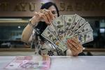 Nilai tukar rupiah melemah