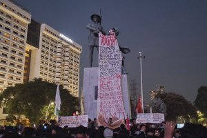 sejarah tugu tani