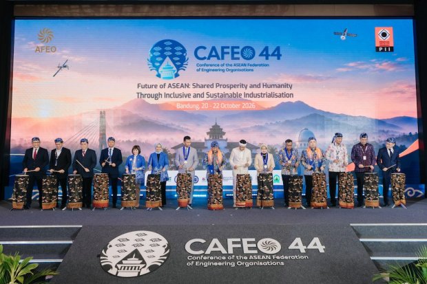 CAFEO 44