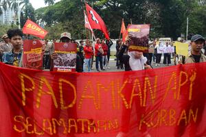 Unjuk rasa penanganan karhutla di Jakarta