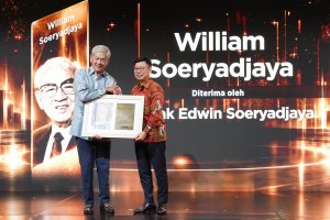 Katadata Lifetime Achievement Award
