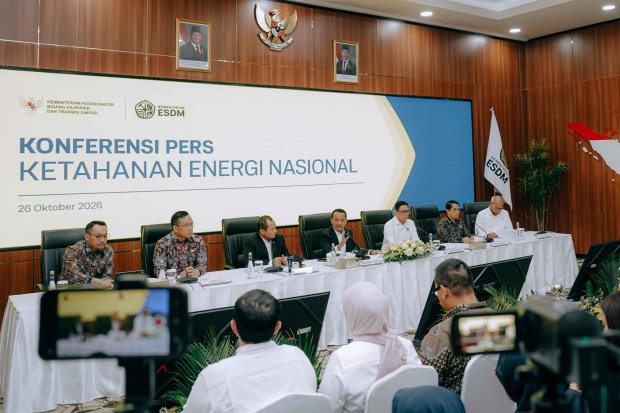 Menko Hilirisasi dan Transisi Energi/Menteri ESDM Bahlil Lahadalia dalam konferensi pers, Senin (26/10/2026).
