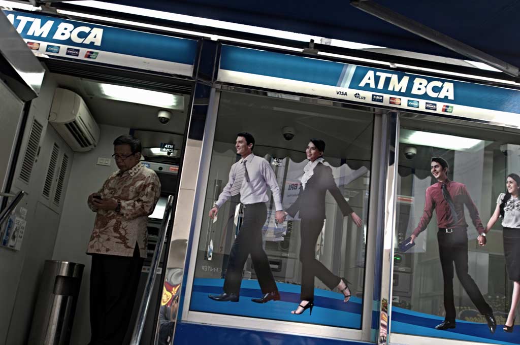 bca, akuisisi, bank artos